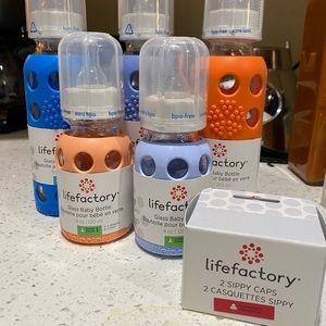 Lifefactory glass baby bottle bundle- 4oz/9oz